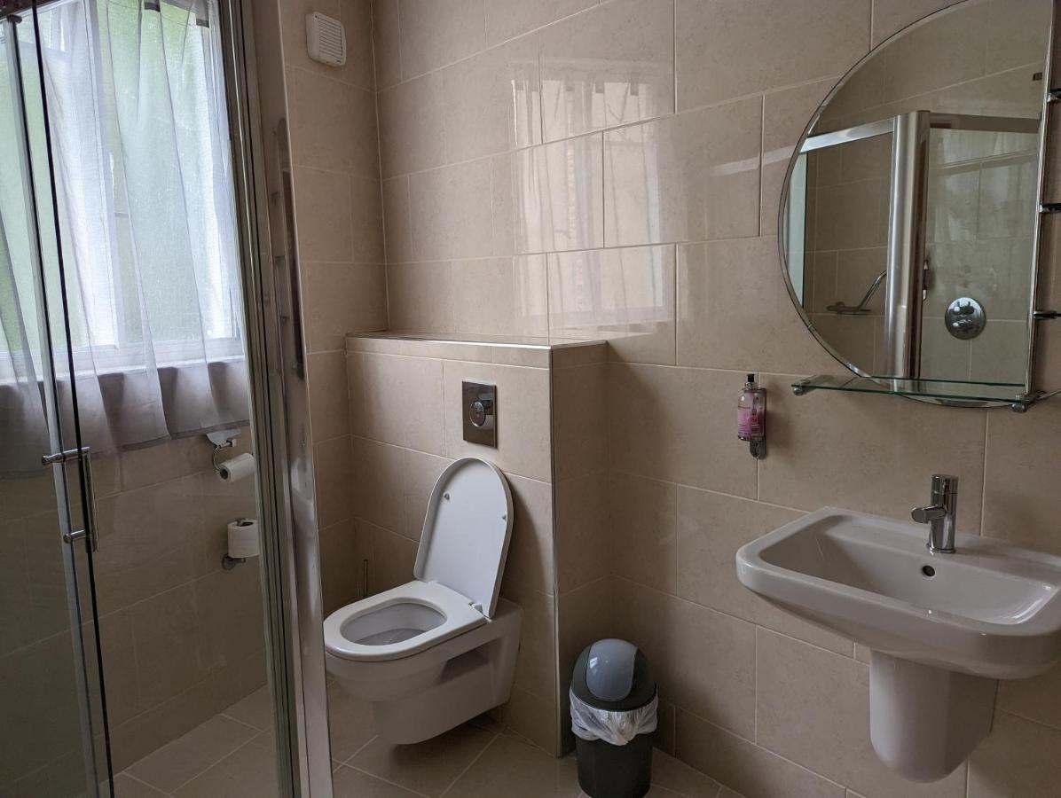 Barley Sheaf, Old Bridge Street En Suite Rooms, Room Only Truro Exteriér fotografie